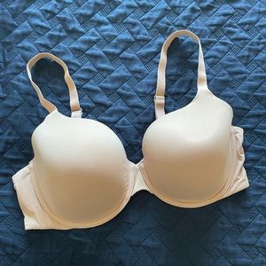 SOLD VS Lightly Lines Full Coverage 40 DD Bra